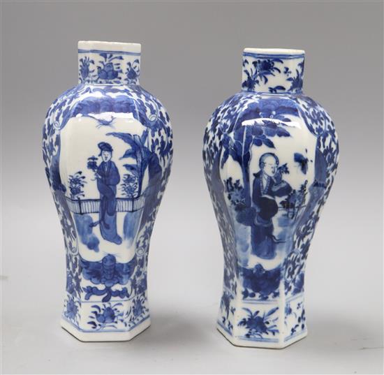 A pair of 19th century Chinese blue and white hexagonal vases H.23.5cm